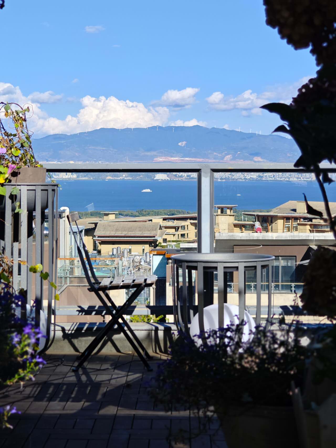 Sun Yu's B&B | One bedroom and one living room in the southern area of the small courtyard