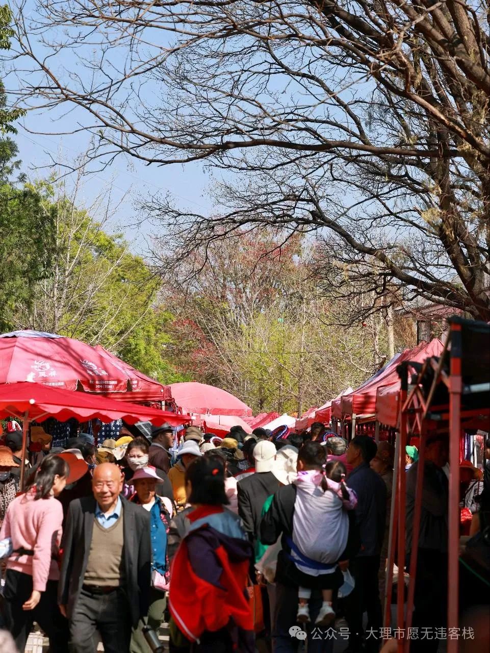 관음당 관음상 생일 축제 (음력 2월 19일)