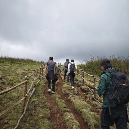 Wanderung zum Berg Jizu | Ein buddhistischer Pilgerweg (mittlere Distanz)