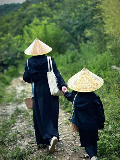 （4月-11月）採茶炒茶| 溪畔的茶園