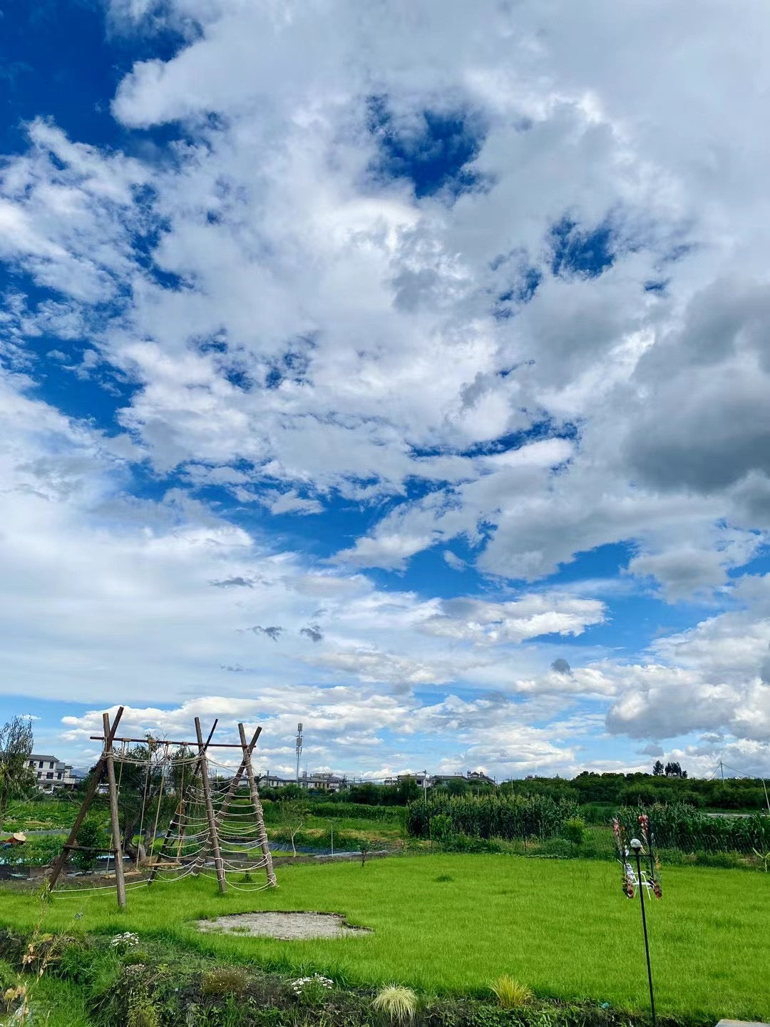 広々とした田園風景と開放的な景色を楽しめる田舎の民宿 | パンツリー・ガーデン 