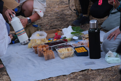 Eryuan-Landreise | Rushan-Herstellungsworkshop, Bootsfahrt, Landspaziergang und heiße Quellen bei den Feldern