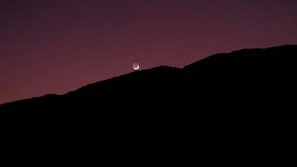 和阿土去觀星| 坐船在夜晚的星空之下的湖上