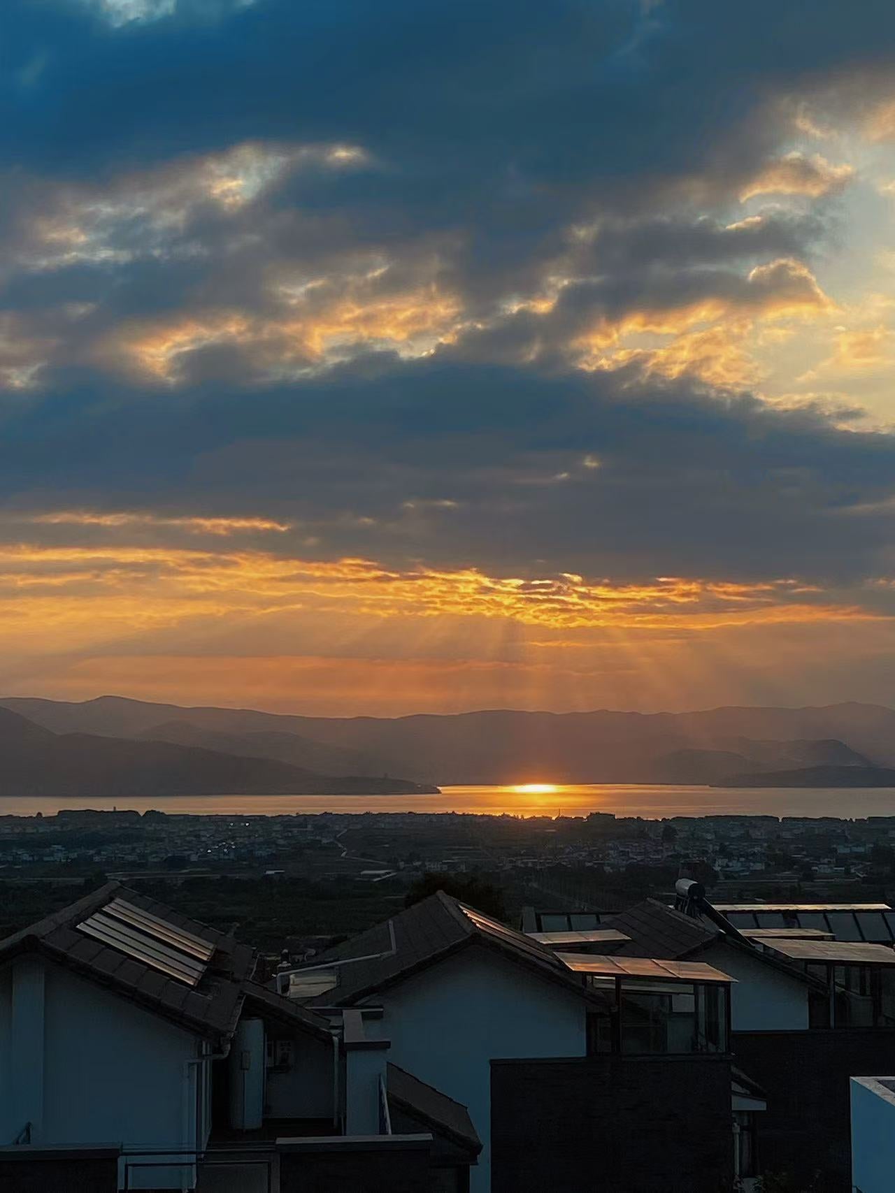 リーブ・シーアン（小伍の山水間民宿） 