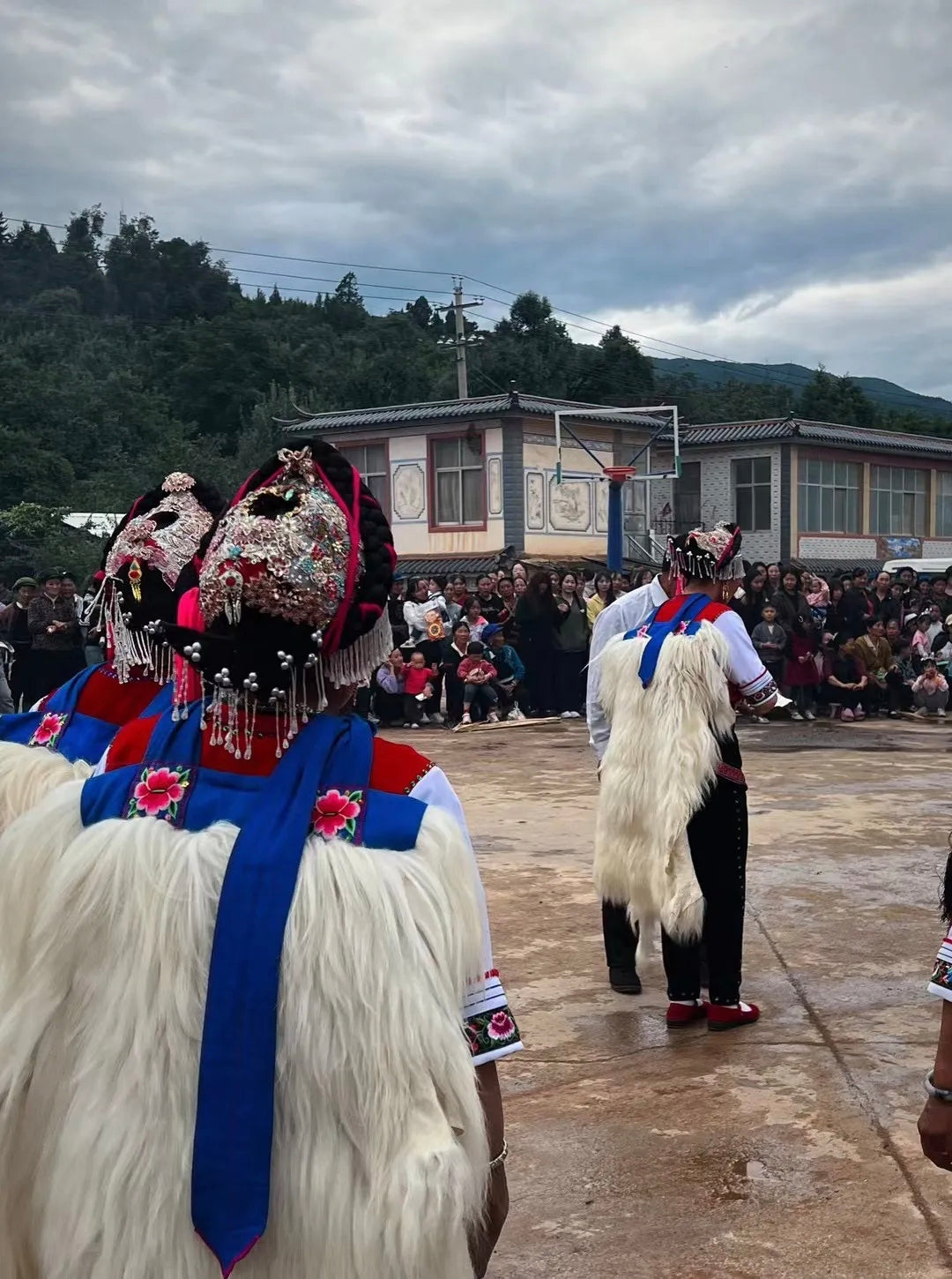 大理白族火把节（每年农历6月25）
