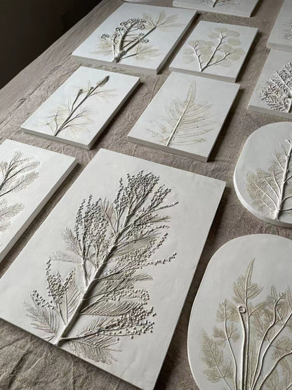 Agua | Plant rubbing plaster relief