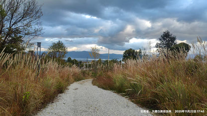 傍晚清碧溪茶园徒步 ｜下山向导红红家吃饭