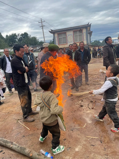 大理白族火把节（每年农历6月25）