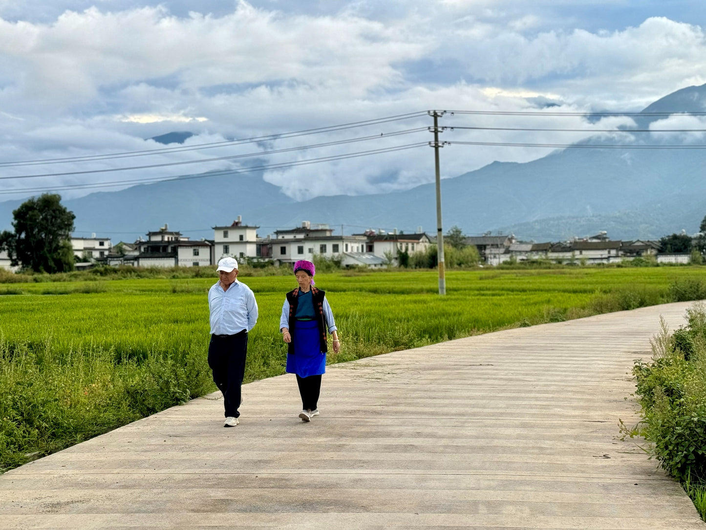 Ciclismo en Xizhou | Explorando pueblos, campos y el lago Erhai con Randy