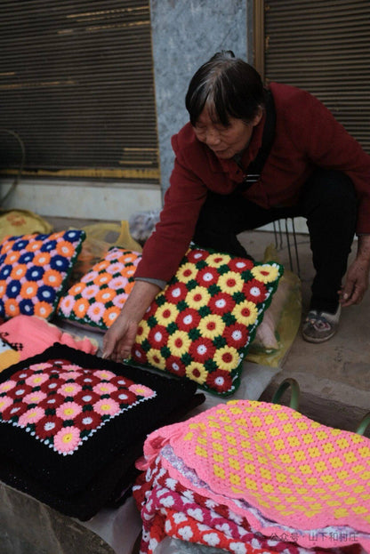 Weishan Temple Street Market | 3rd and 8th of each month
